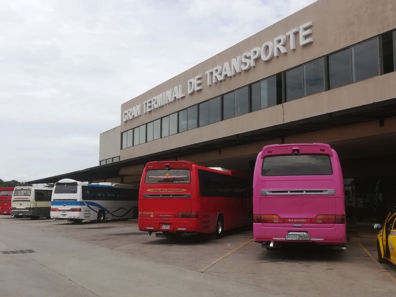 Terminal de transporte terrestre hacia David